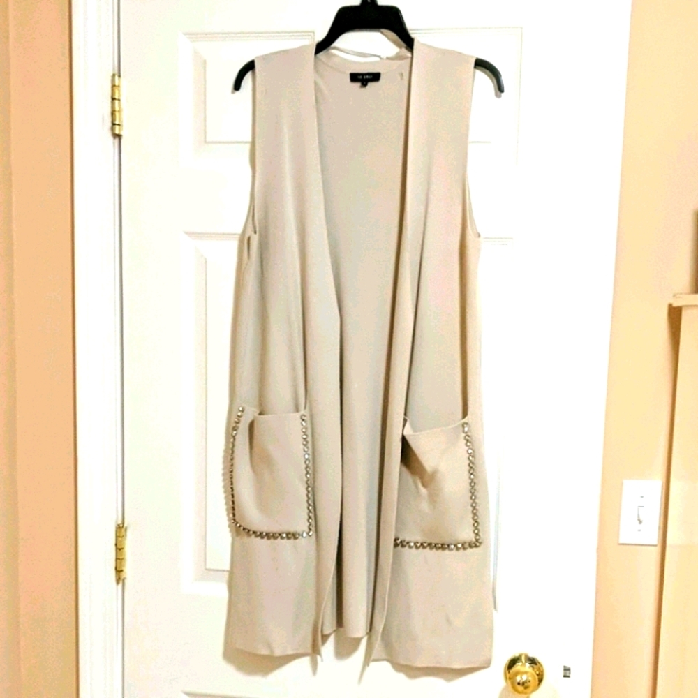 Le Gali vest.